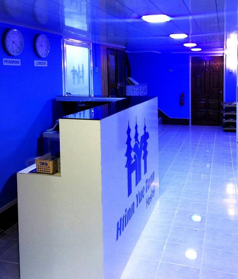 Htinn Yue Tann Hostel Yangon Exterior photo