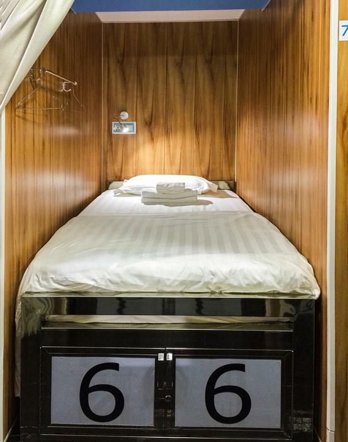 Htinn Yue Tann Hostel Yangon Exterior photo
