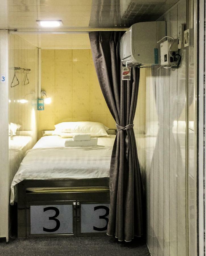Htinn Yue Tann Hostel Yangon Exterior photo